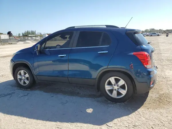 3GNCJLSB2KL223213 2019 CHEVROLET TRAX - Image 2