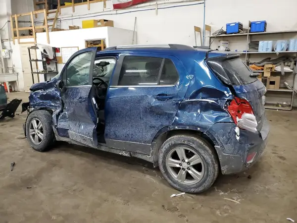 3GNCJLSB2KL249987 2019 CHEVROLET TRAX - Image 2