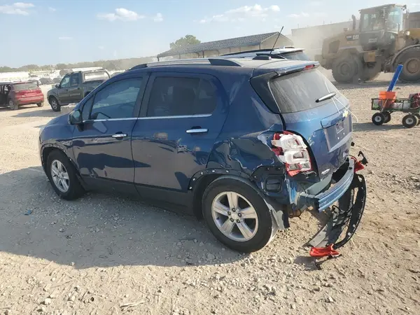 3GNCJLSB2KL271794 2019 CHEVROLET TRAX - Image 2