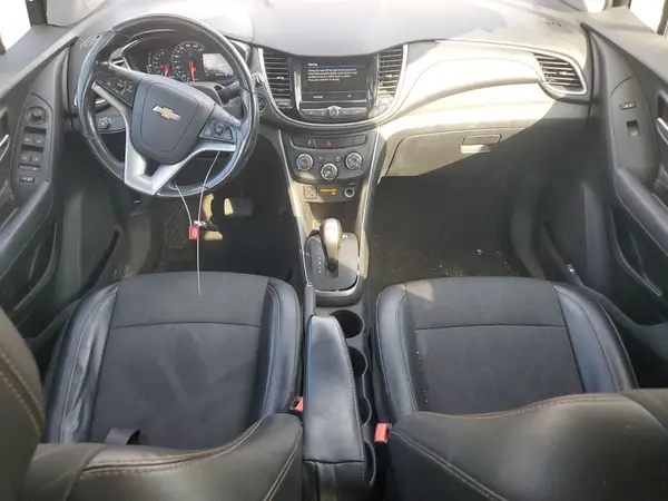 3GNCJLSB2KL271794 2019 CHEVROLET TRAX - Image 8