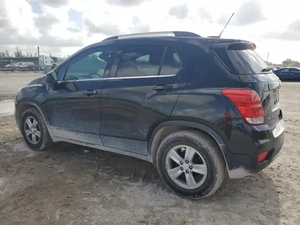 3GNCJLSB2KL275294 2019 CHEVROLET TRAX - Image 2