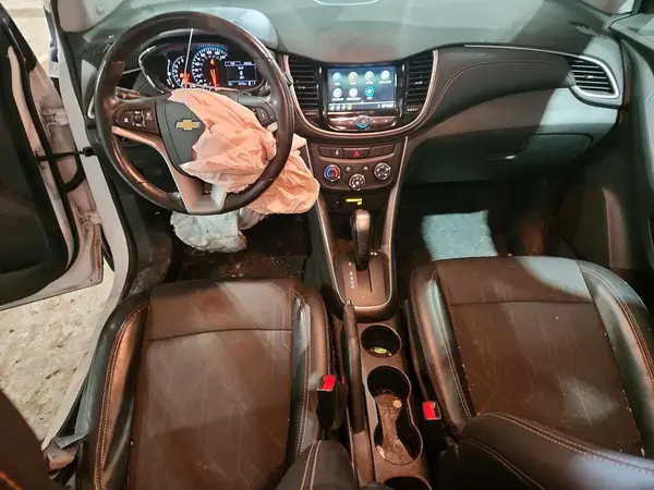 3GNCJLSB2KL296033 2019 CHEVROLET TRAX - Image 8