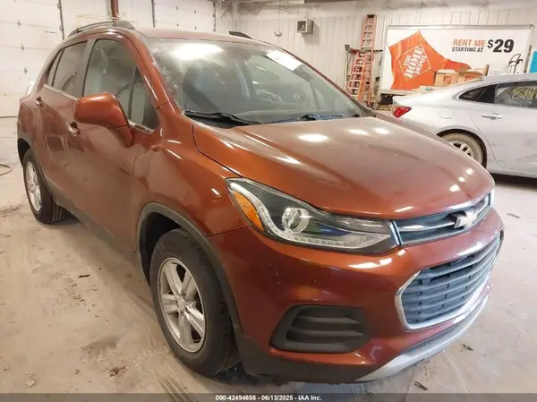 3GNCJLSB2KL298610 2019 CHEVROLET TRAX - Image 1