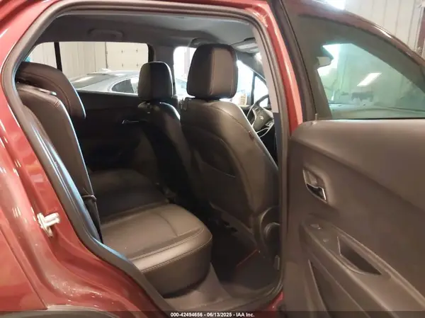 3GNCJLSB2KL298610 2019 CHEVROLET TRAX - Image 8