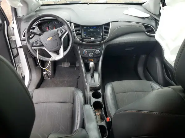 3GNCJLSB2KL307600 2019 CHEVROLET TRAX - Image 8