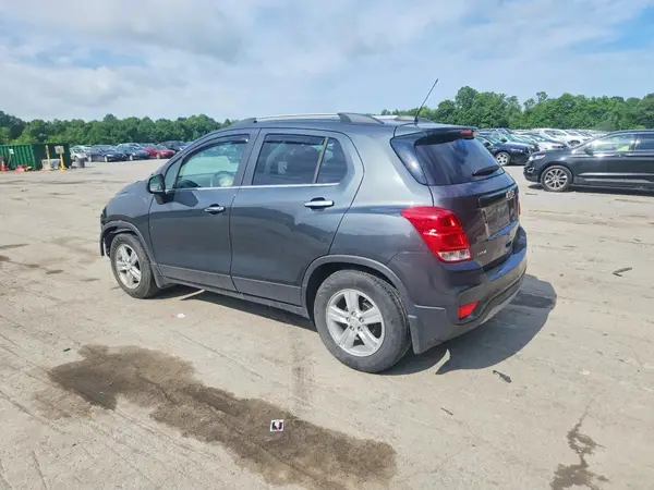 3GNCJLSB2KL308732 2019 CHEVROLET TRAX - Image 2
