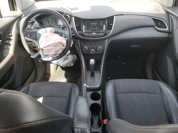 3GNCJLSB2KL331766 2019 CHEVROLET TRAX - Image 8