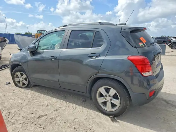 3GNCJLSB2KL341746 2019 CHEVROLET TRAX - Image 2