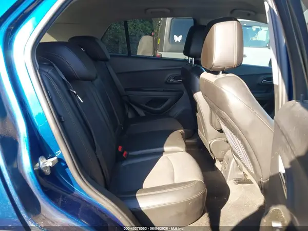 3GNCJLSB2KL352276 2019 CHEVROLET TRAX - Image 8