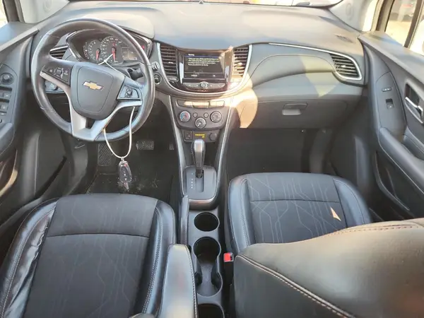3GNCJLSB2KL357963 2019 CHEVROLET TRAX - Image 8