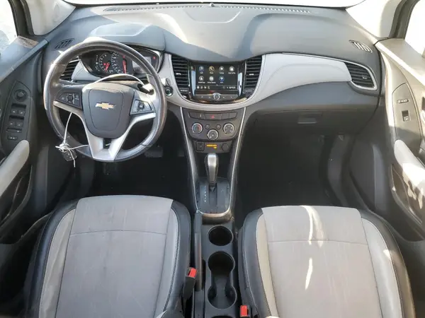 3GNCJLSB2KL396584 2019 CHEVROLET TRAX - Image 8