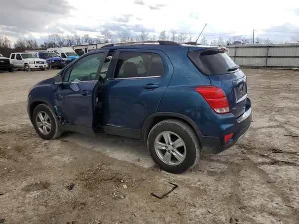3GNCJLSB2KL405526 2019 CHEVROLET TRAX - Image 2