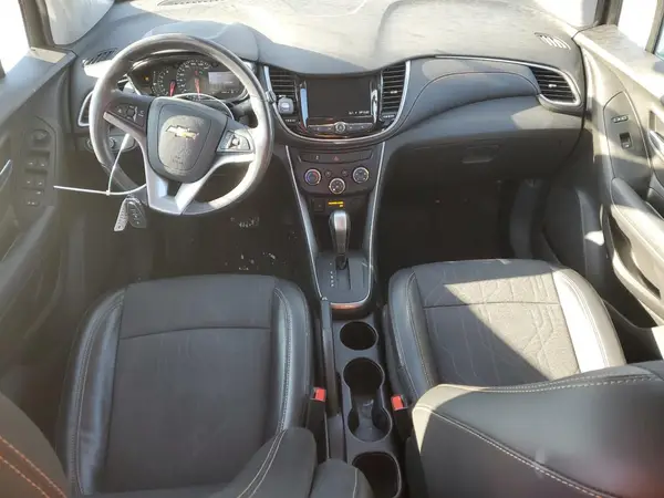 3GNCJLSB2LL185113 2020 CHEVROLET TRAX - Image 8