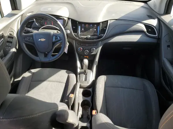 3GNCJLSB2LL203240 2020 CHEVROLET TRAX - Image 8