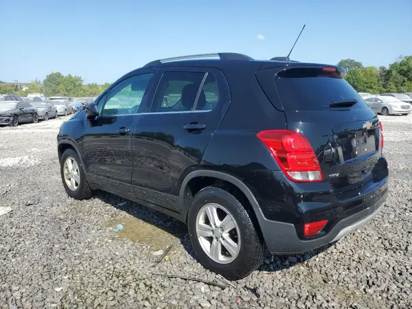 3GNCJLSB2LL215954 2020 CHEVROLET TRAX - Image 2