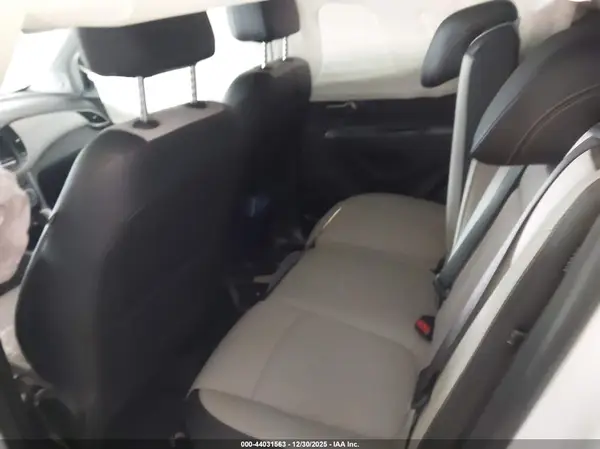 3GNCJLSB2LL223651 2020 CHEVROLET TRAX - Image 8