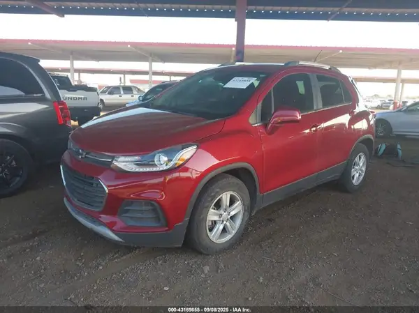 3GNCJLSB2LL223875 2020 CHEVROLET TRAX - Image 2