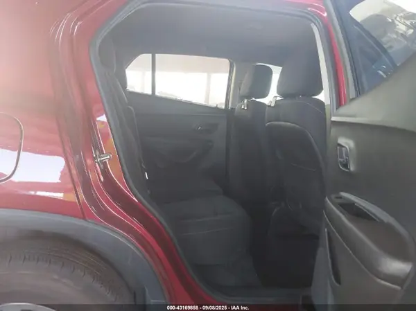3GNCJLSB2LL223875 2020 CHEVROLET TRAX - Image 8