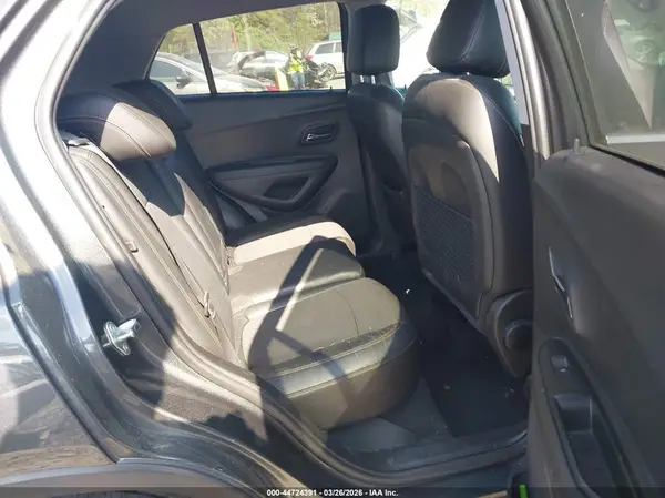 3GNCJLSB2LL225139 2020 CHEVROLET TRAX - Image 8