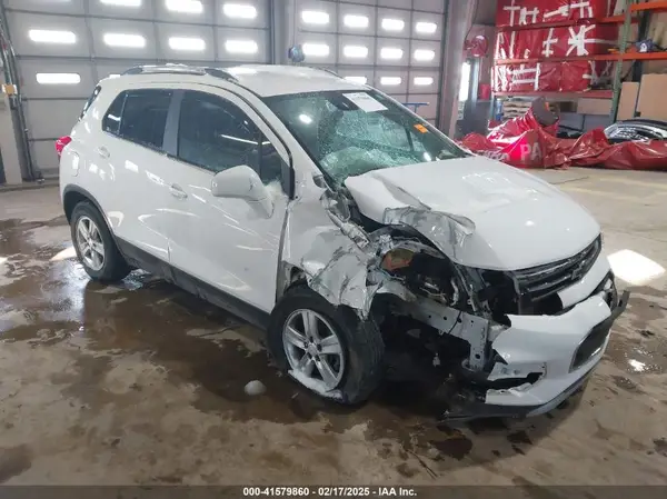 3GNCJLSB2LL225514 2020 CHEVROLET TRAX - Image 1