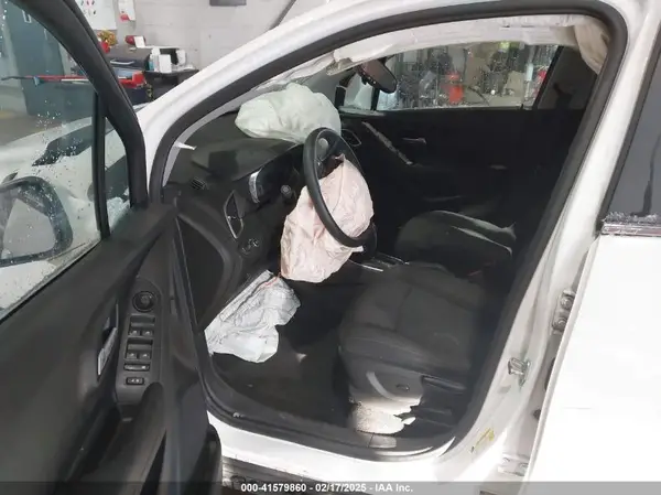 3GNCJLSB2LL225514 2020 CHEVROLET TRAX - Image 8