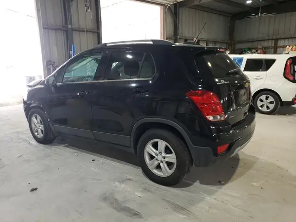 3GNCJLSB2LL238876 2020 CHEVROLET TRAX - Image 2
