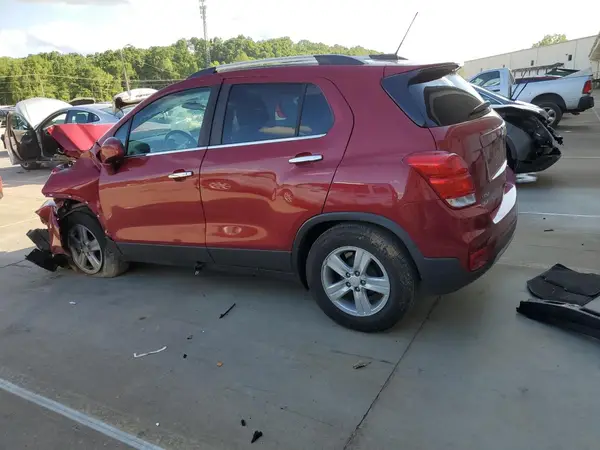 3GNCJLSB2LL251045 2020 CHEVROLET TRAX - Image 2