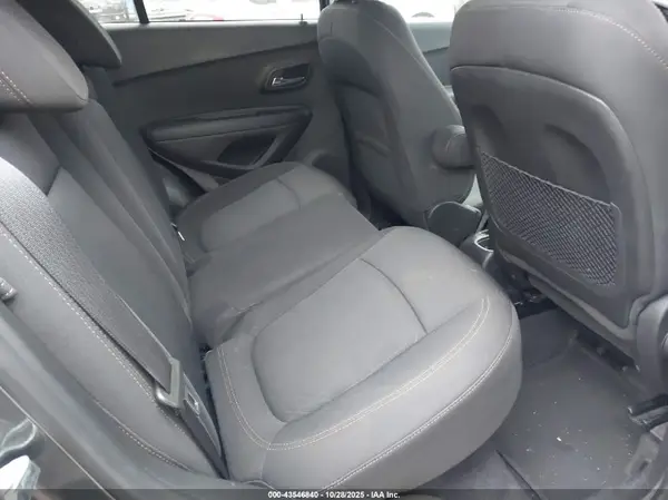 3GNCJLSB2LL252177 2020 CHEVROLET TRAX - Image 8