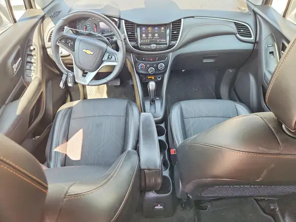 3GNCJLSB2LL301247 2020 CHEVROLET TRAX - Image 8