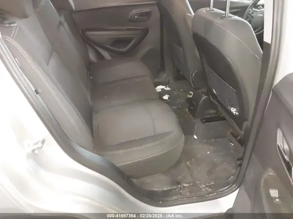 3GNCJLSB2LL301698 2020 CHEVROLET TRAX - Image 8