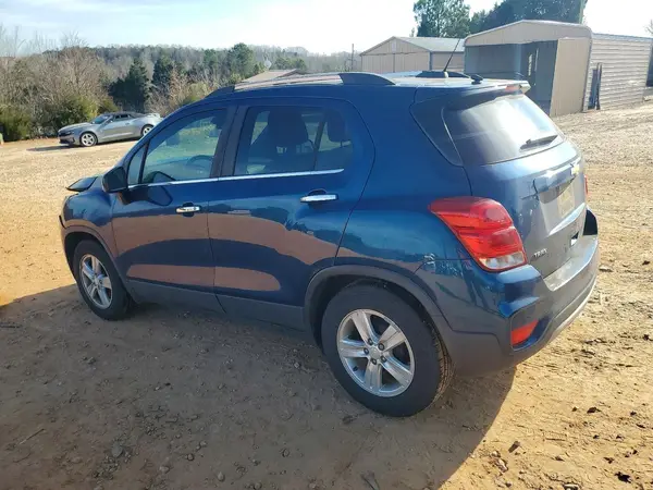 3GNCJLSB2LL303449 2020 CHEVROLET TRAX - Image 2
