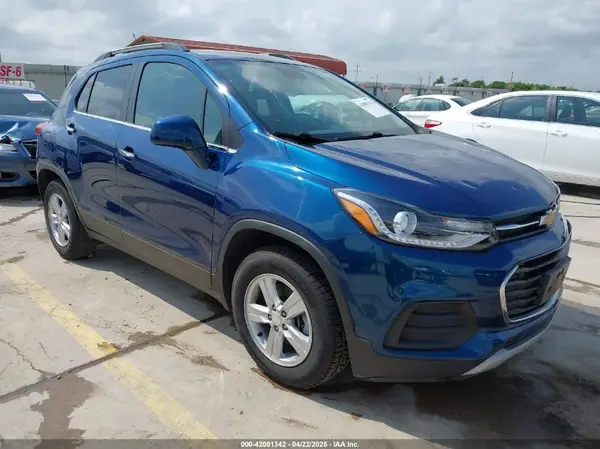 3GNCJLSB2LL308702 2020 CHEVROLET TRAX - Image 1
