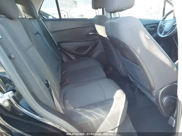 3GNCJLSB2LL334457 2020 CHEVROLET TRAX - Image 8