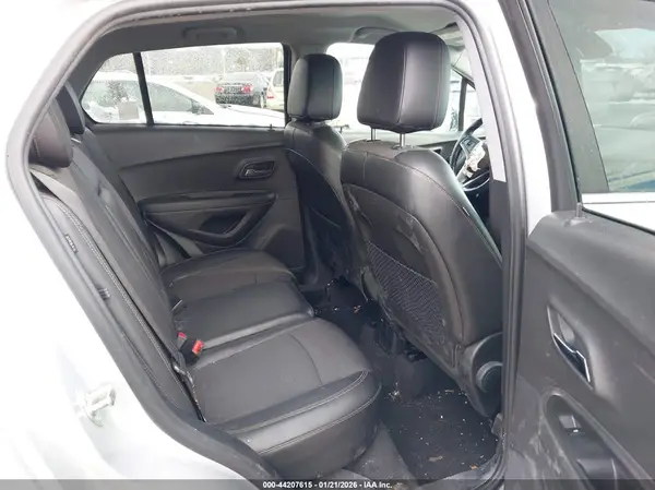 3GNCJLSB2LL335107 2020 CHEVROLET TRAX - Image 8