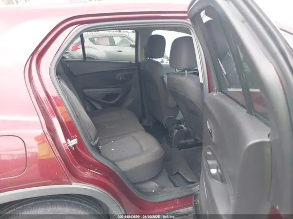 3GNCJLSB3GL144916 2016 CHEVROLET TRAX - Image 8