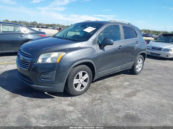 3GNCJLSB3GL165376 2016 CHEVROLET TRAX - Image 2