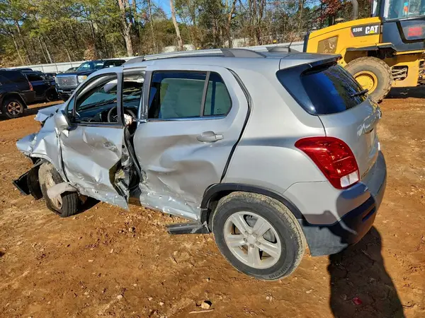 3GNCJLSB3GL194358 2016 CHEVROLET TRAX - Image 2