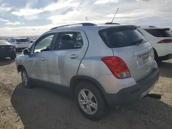 3GNCJLSB3GL221283 2016 CHEVROLET TRAX - Image 2