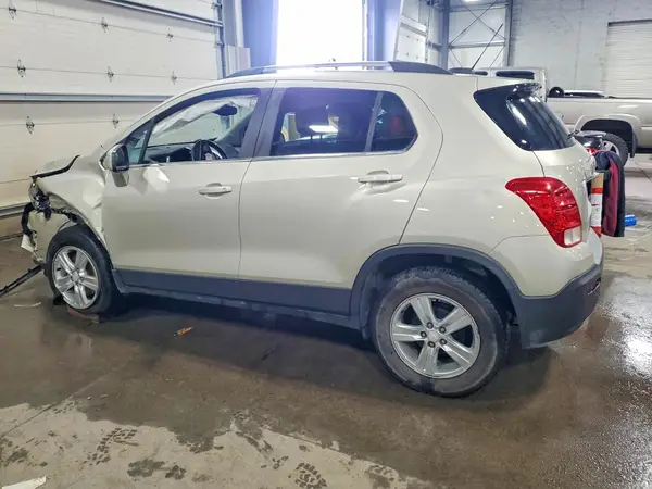3GNCJLSB3GL227424 2016 CHEVROLET TRAX - Image 2