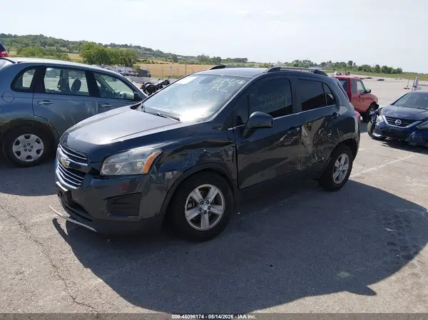 3GNCJLSB3GL245289 2016 CHEVROLET TRAX - Image 2