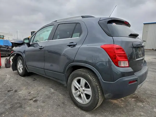 3GNCJLSB3GL247429 2016 CHEVROLET TRAX - Image 2