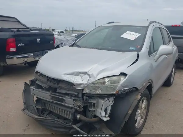 3GNCJLSB3GL256616 2016 CHEVROLET TRAX - Image 2