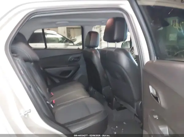 3GNCJLSB3GL261833 2016 CHEVROLET TRAX - Image 8