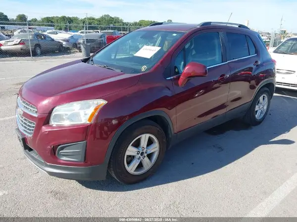 3GNCJLSB3GL270158 2016 CHEVROLET TRAX - Image 2