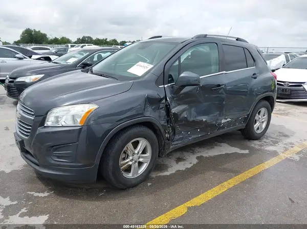 3GNCJLSB3GL270967 2016 CHEVROLET TRAX - Image 2