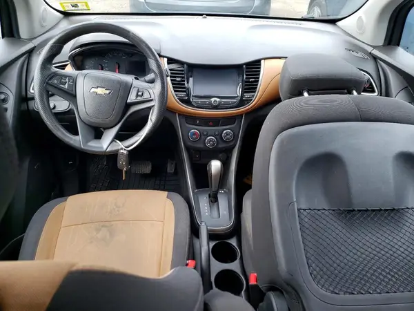 3GNCJLSB3HL111965 2017 CHEVROLET TRAX - Image 8