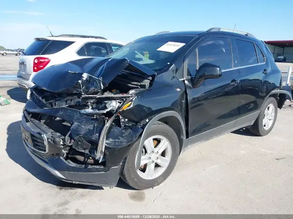 3GNCJLSB3HL159238 2017 CHEVROLET TRAX - Image 2
