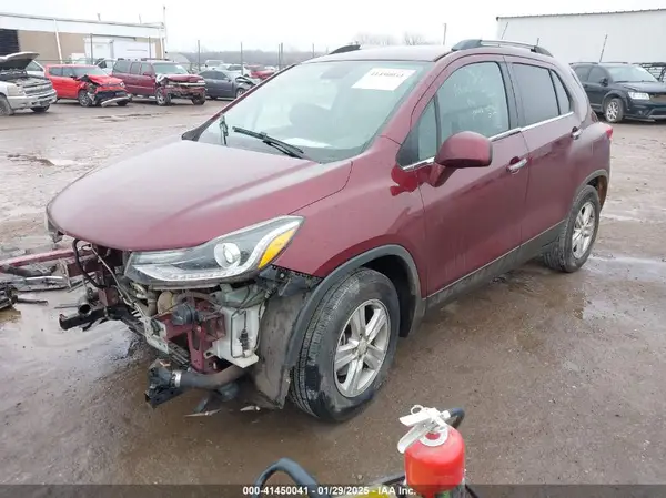 3GNCJLSB3HL159787 2017 CHEVROLET TRAX - Image 2