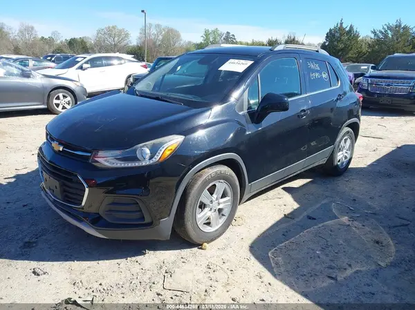3GNCJLSB3HL178064 2017 CHEVROLET TRAX - Image 2