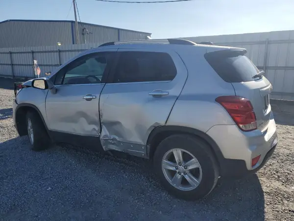 3GNCJLSB3HL195236 2017 CHEVROLET TRAX - Image 2